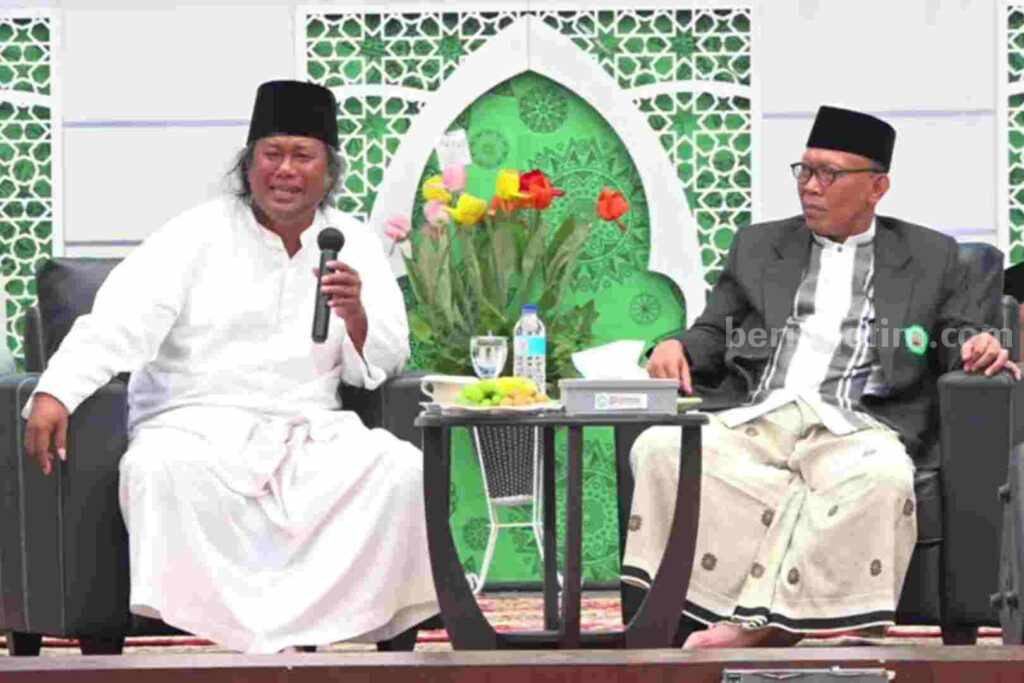 Halaqoh Diniyah Unisma, Gus Muwafiq Ajak Maba Pahami Dasar Rahmatan Lil Alamin