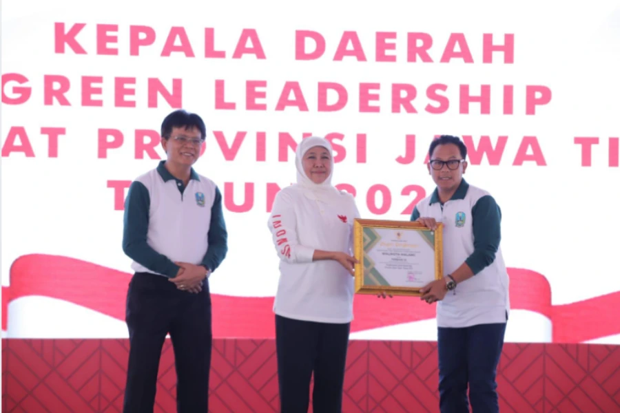 Wali Kota Malang Sutiaji Terima Penghargaan Green Leadership Wali Kota Sutiaji