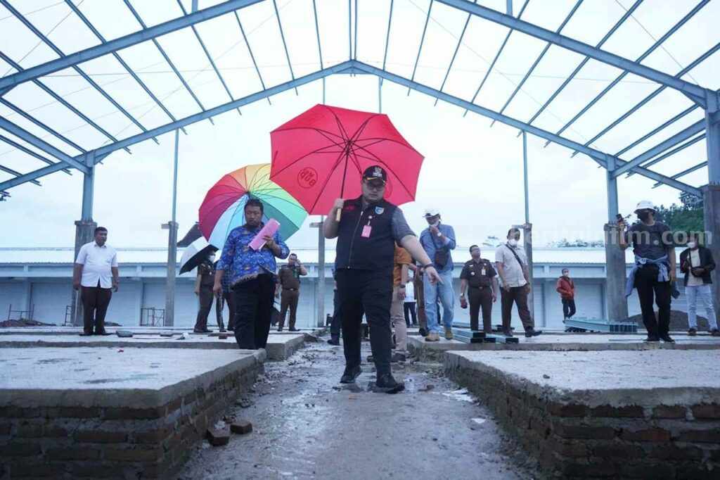Revitalisasi Tahap II, Pasar Wates Kediri Bakal Dilengkapi Smart CCTV Bupati Kediri