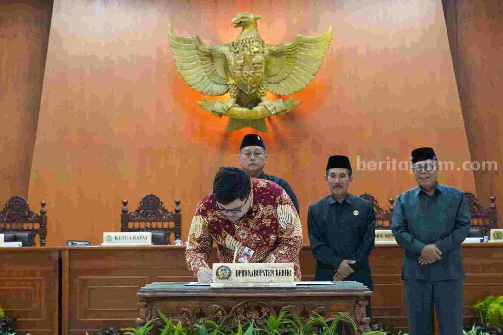 DPRD Kabupaten Kediri Setujui Perubahan BPR Bank Daerah Kediri