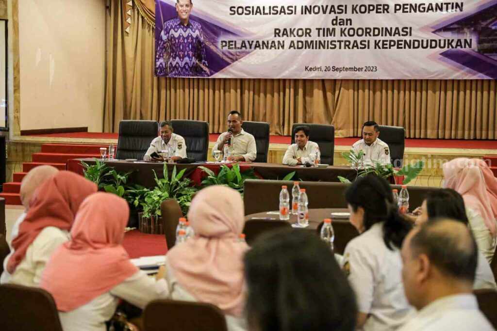 Pemkot Kediri Sosialisasi Inovasi Koper Pengantin dan IKD