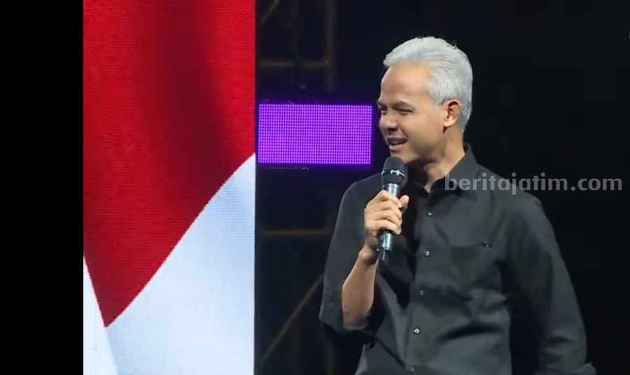 Ganjarian Spartan Jatim Tolak Ganjar Jadi Cawapres Prabowo Ganjar Pranowo dalam Dialog Kebangsaan, 3 Bakal Calon Presiden (Bacapres) Bicara Gagasan Selasa petang (19/9/2023) di kampus UGM Yogyakarta.