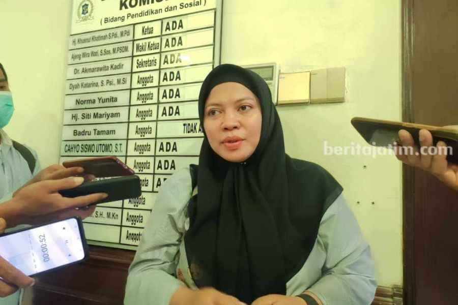 khusnul dprd surabaya