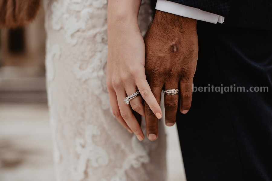 Ilustrasi pernikahan. (Sumber foto: Emma Bauso/pexels.com)