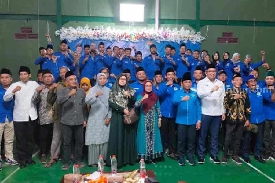 Pengukuhan 27 PAC IKA PMII se-Kabupaten Lamongan yang dihadiri oleh Ketua PW IKA PMII Jawa Timur, Thoriqul Haq.