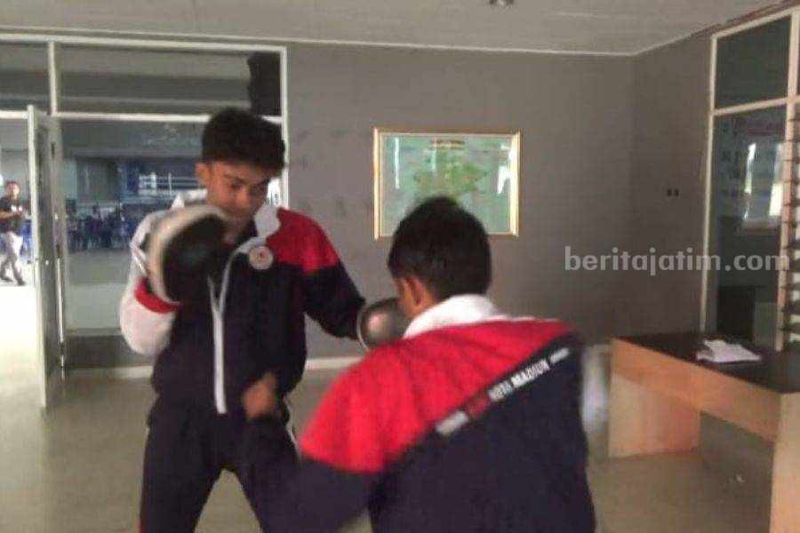 tinju