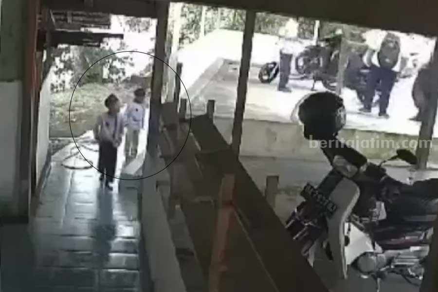 Bocah yang meninggal karena tertimpa tembok masjid.