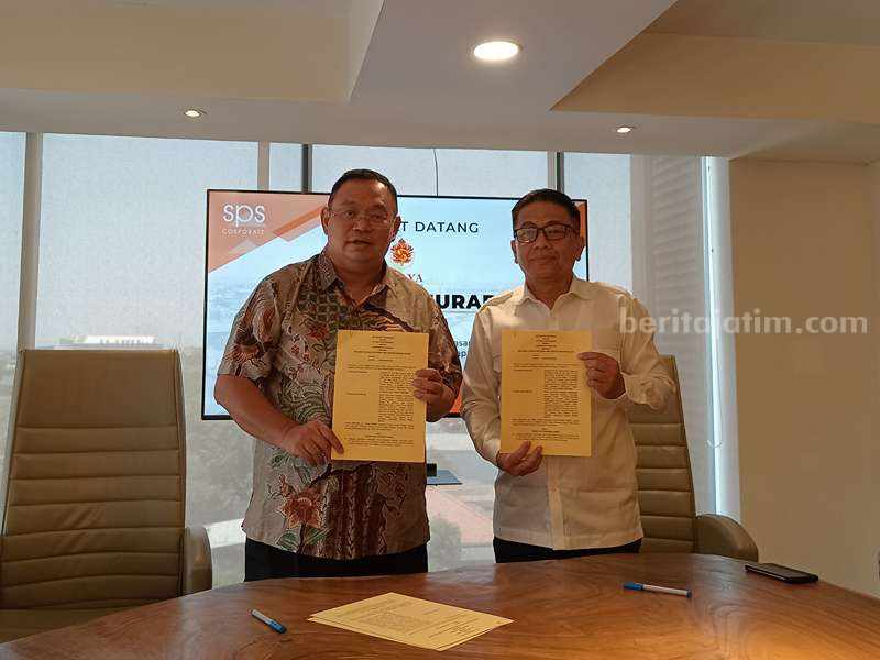 SPS Corporate Surabaya Berikan 100 Kuota Beasiswa di Ubaya Penandatanganan MoU pemberian beasiswa Ubaya Peduli di Graha SPS Corporate Surabaya.