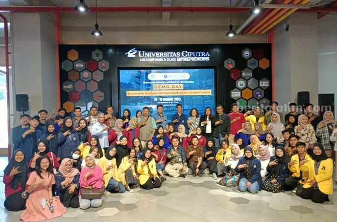 Demo Day Wirausaha Merdeka Universitas Ciputra