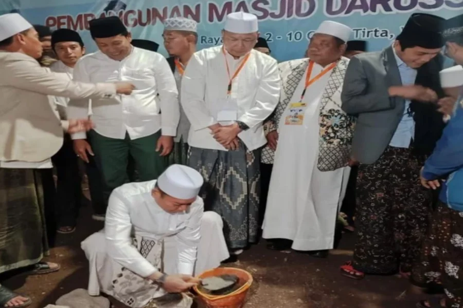 Adies Kadir