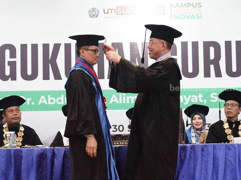 UM Surabaya Kukuhkan Guru Besar Ilmu Keperawatan Pengukuhan Guru Besar UM Surabaya Bidang Ilmu Keperawatan, Prof A Aziz Alimul Hidayat