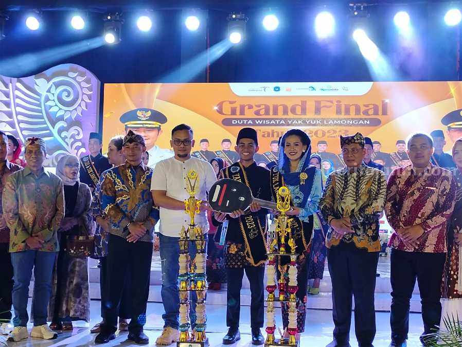 Grand Final Duta Wisata Yak Yuk Lamongan Tahun 2023, yang digelar di Gedung Sport Center Lamongan.