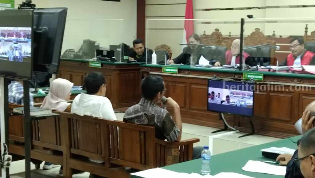 Hakim Cecar Saksi Tentang Lemahnya Sistem Pengamanan di PT Antam