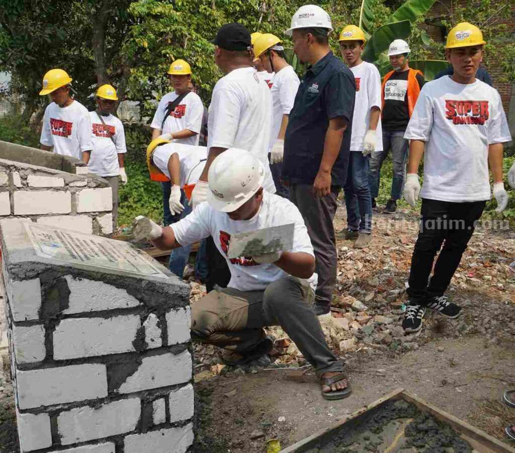 Peserta yang mengikuti pelatihan Pembangunan Infrastruktur Gedung di dua Desa Bersinar (Bersih Narkoba).