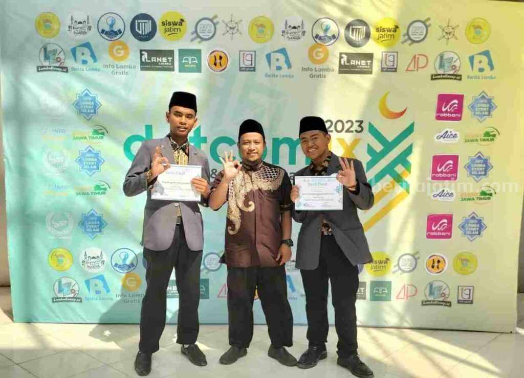 Tegar dan Tirta bersama Ustadz Ahmad Salim (Foto: Istimewa)