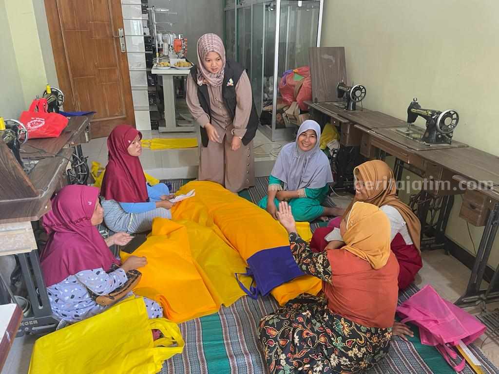 Kampus Beraksi dengan sasaran mengembangkan SDM Pemerlu Pelayanan Kesejahteraan Sosial (PPKS) disabilitas fisik serta eks ODGJ.