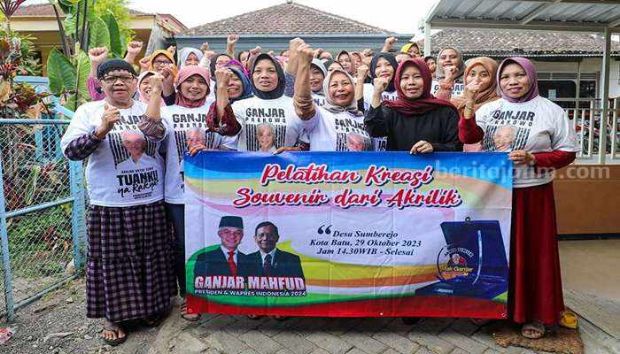 Mak Ganjar Jatim beri pelatihan pembuatan souvenir