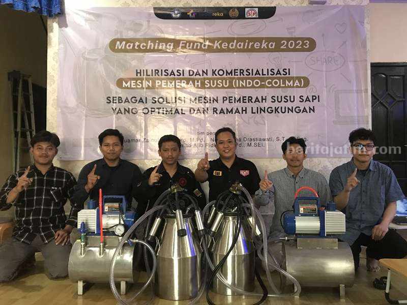 PKM Dosen Unesa Soal Mesin Pemerah Susu Sapi Jadi Best Practice Kemendikbudristek Tim PKM Dosen Unesa tentang mesin pemerah susu sapi.