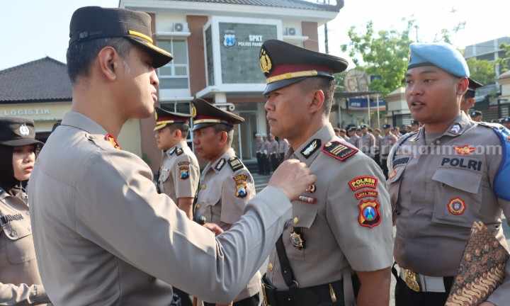 Polres Pamekasan Mutasi 11 PJU dan Kapolsek jajaran