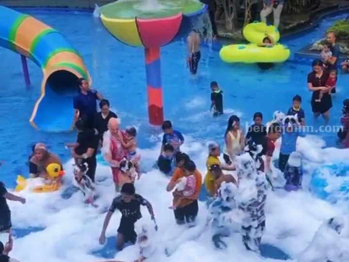 Suncity Waterpark, kolam renang di Sidoarjo. (Sumber foto: Instagram/suncitywaterpark.sda)