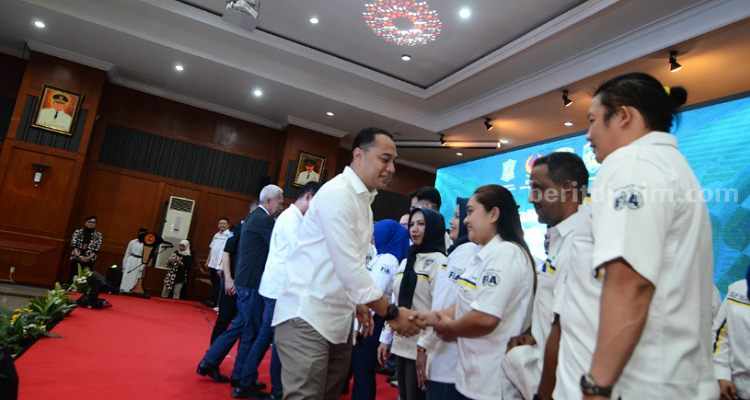 IMI Kota Surabaya Akan Kolaborasi Atasi Balap Liar Pelantikan IMI Surabaya oleh Walikota Surabaya. (Way)