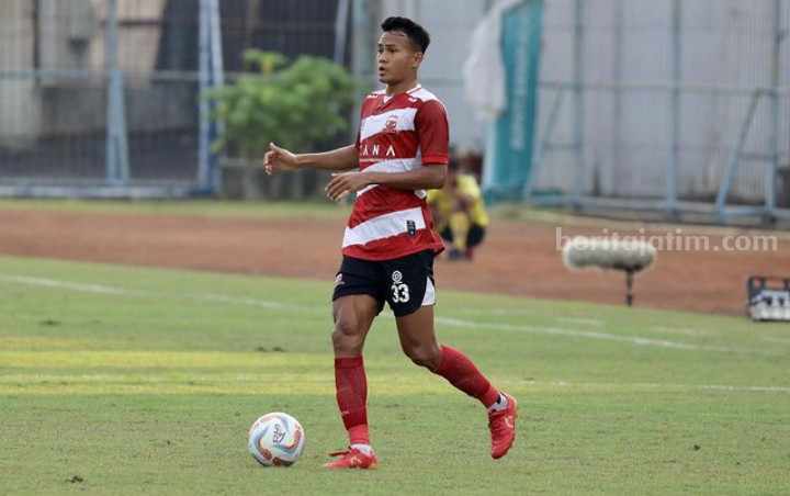 Bek Sayap Madura United Sangat Berambisi Kalahkan PSM Makassar