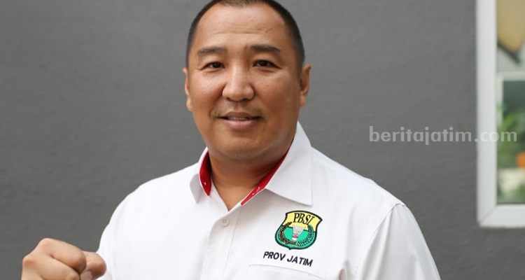 Tonny Wahyudi, Ketua PBSI Jatim.(way)