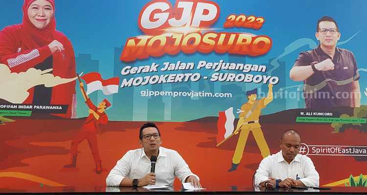 Dispora Jatim Kembali Gelar Gerak Jalan Perjuangan di HUT Jatim, Target 10 Ribu Peserta Kadispora Jatim, M Ali Kuncoro saat konferensi pers. (Way)