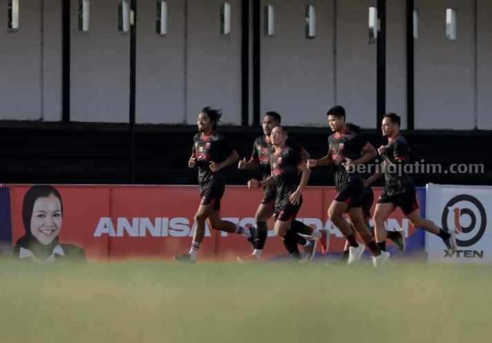 Pasca dari Makassar, Madura United Kembali Jalani Latihan di MUTG
