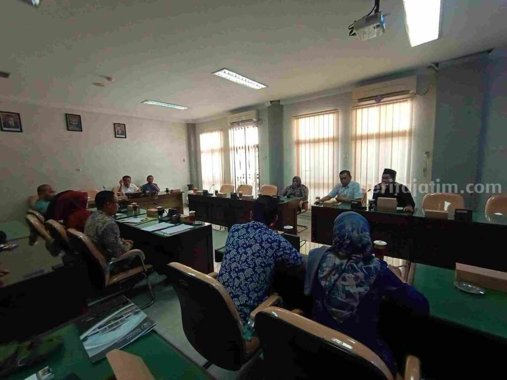 Terungkap, Rumdin Wabup Blitar Adalah Milik dan Ditempati Bupati DPRD Kabupaten Blitar memanggil Bagian Umum dan BPKAD Kab Blitar.