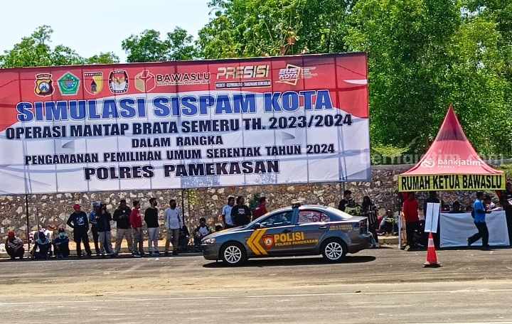 Jaga Kondusivitas, Polres Pamekasan Gelar Simulasi Sispamkota