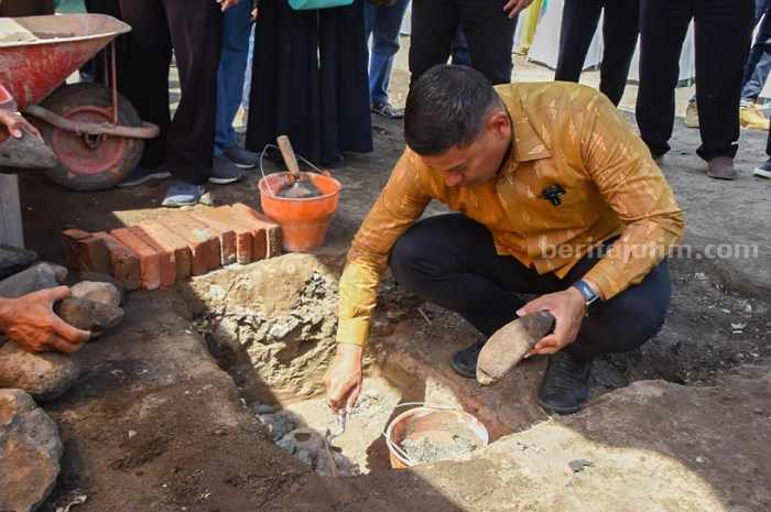 Walkot Kediri Letakkan Batu Pertama Pengembangan Pasar Grosir