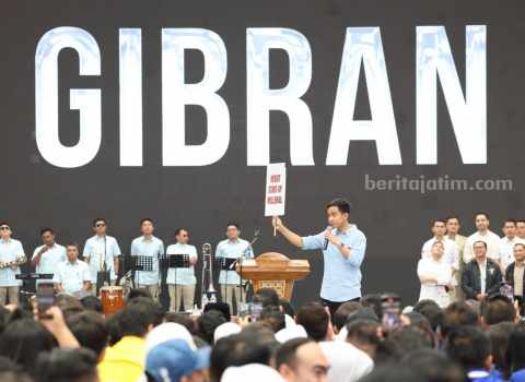 Gibran Paparkan Program Unggulan Bersama Prabowo, Dana Abadi Pesantren hingga Kredit Start Up