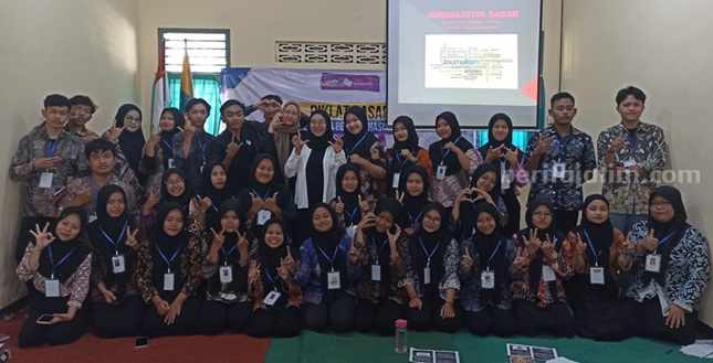 Puluhan Mahasiswa Unirow Tuban Ikuti Diklat Jurnalistik jurnalistik