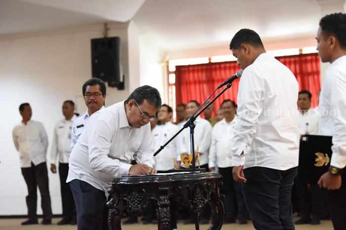 Walkot Kediri Lantik dan Ambil Sumpah Pejabat Struktural