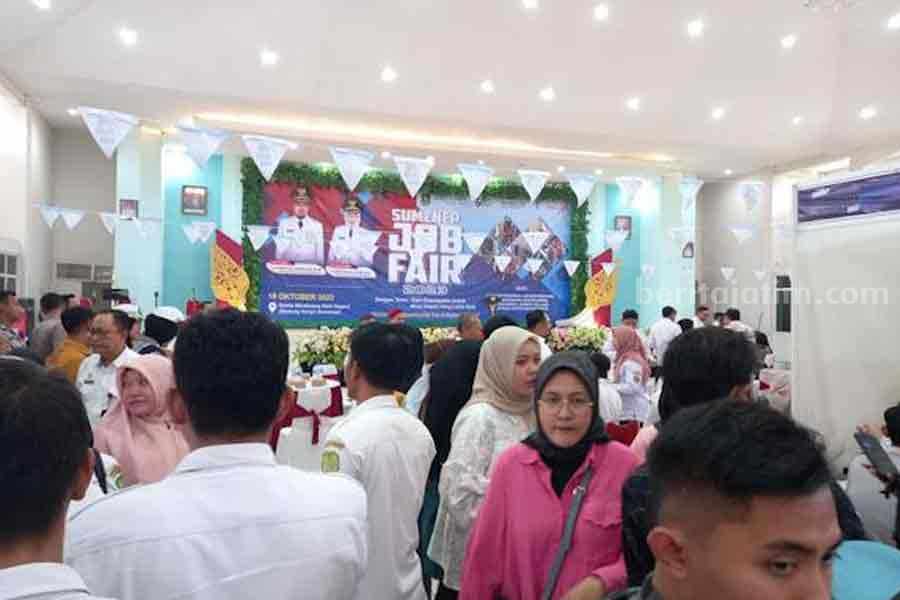 Job Fair 2023 di Sumenep (foto : Temmy/ beritajatim)