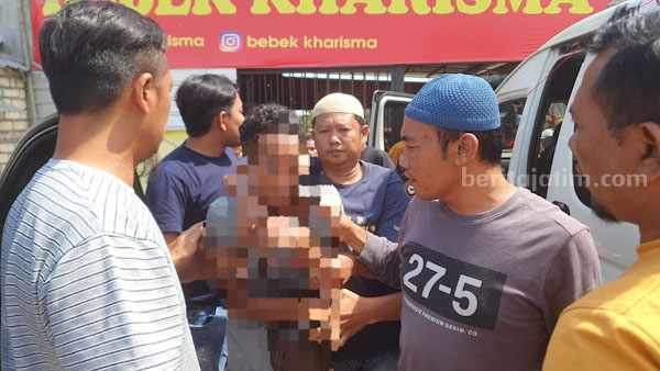 Penangkapan tersangka curanmor di Sumenep yang jadi buron 3 tahun. (Foto: humas Polres Sumenep)