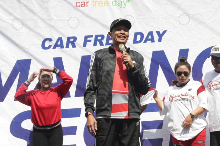 Peringati HUT Jatim, Pj Wali Kota Malang Jalan Kaki di World Walking Day dan CFD