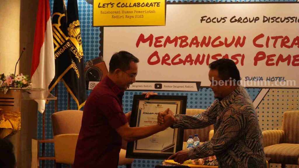 Imigrasi Kediri Gelar FGD Membangun Citra Positif Organisasi WhatsApp Image 2023-10-12 at 21.05.22_11zon