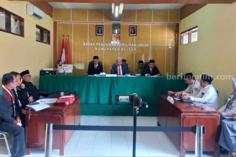 bawaslu blitar