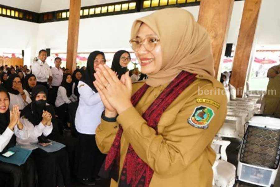 Bupati Banyuwangi Ipuk Fiestiandani menyampaikan sejumlah pesan penting di Pendopo Sabha Swagata Blambangan.