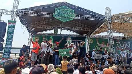 Ribuan Masyarakat Jombang Berpartisipasi dalam Jalan Gembira AMIN pasangan amin