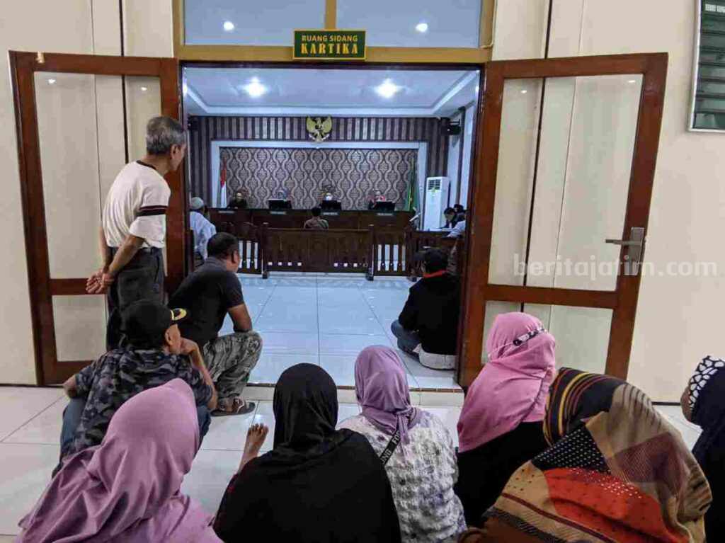 Sidang Tuntutan Pendemo Tambang di Bojonegoro Ditunda