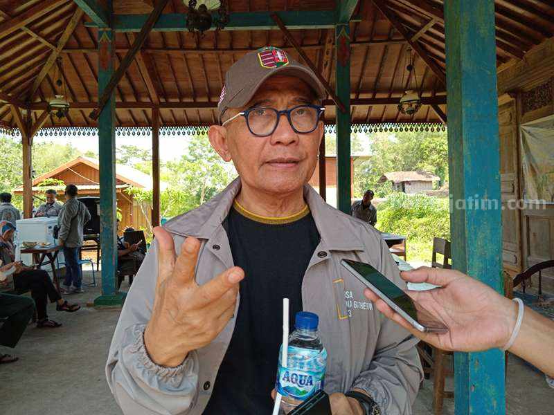 Foto: Rektor Unusa Prof Achmad Jazidie ditemui di sela kegiatan di Wisata Gubuk Marawati, Sajen, Pacet, Kabupaten Mojokerto.