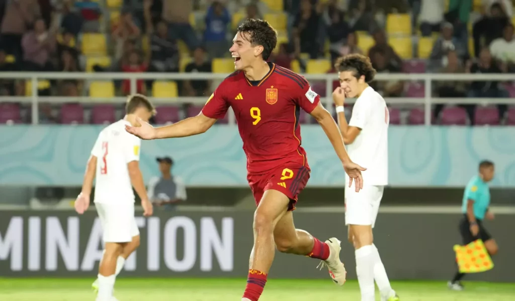 Bintang Barcelona Unjuk Gigi Bersama La Furia Roja Selebrasi Marc Guiu usai mencetak gol ke gawang Kanada pada Jumat (10/11/2023) malam di Stadion Manahan, Surakarta. (Foto: FIFA)