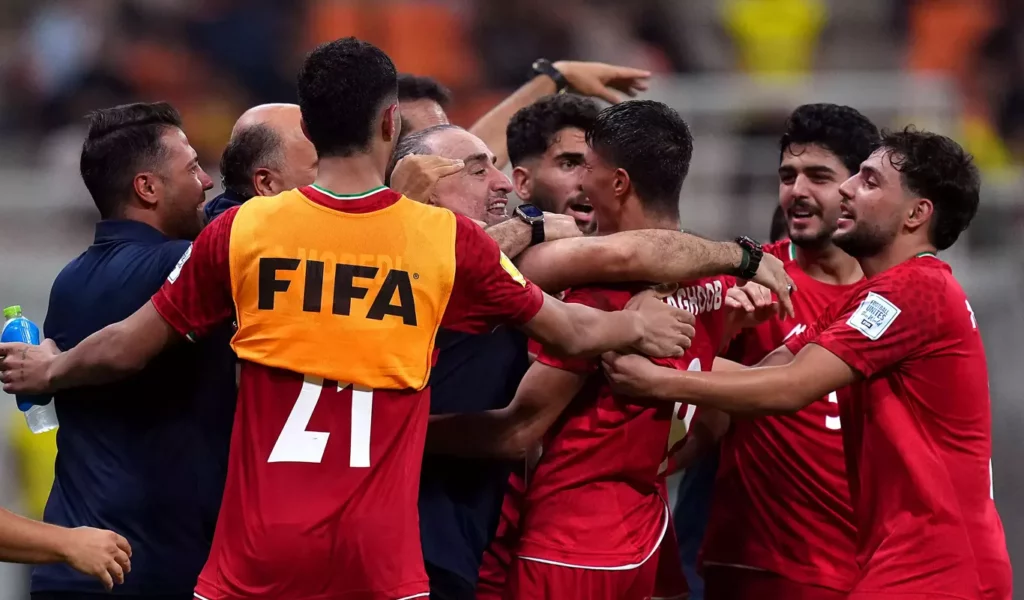 Kejutan, Brasil dan Argentina Kompak Kalah di Laga Pertama