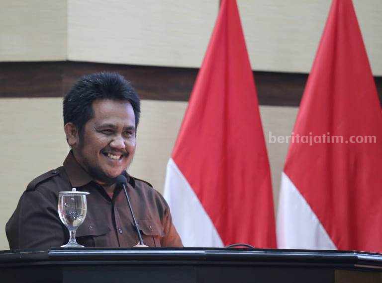 Belum Jatuh Tempo, Warga Desa Karangduren Jember Lunasi PBB