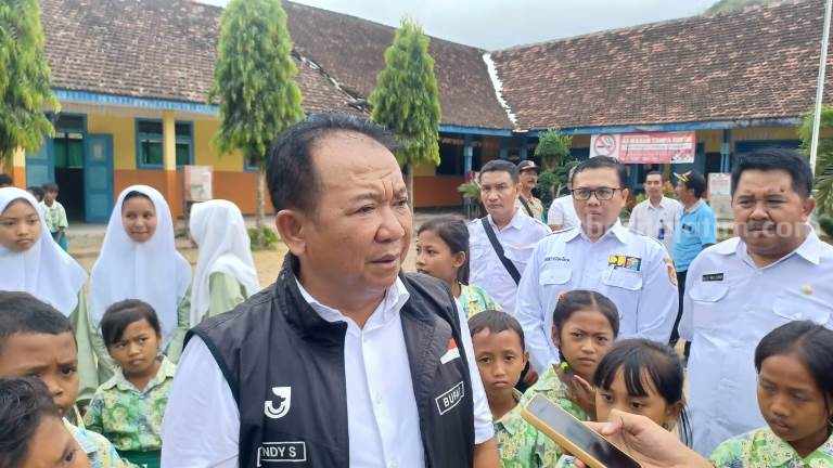 Bupati Hendy