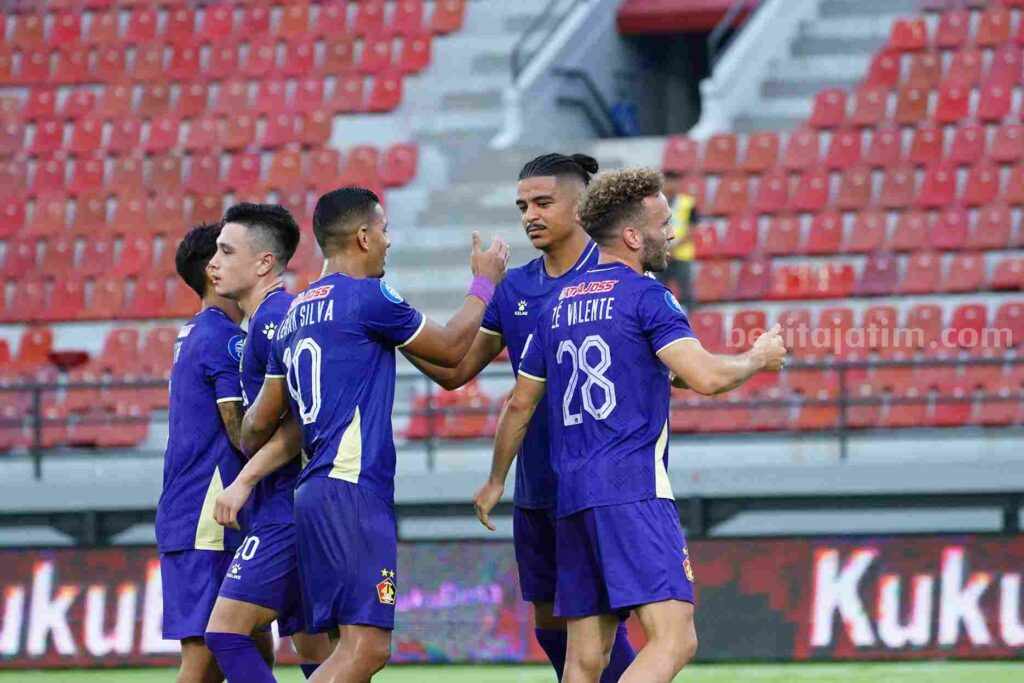Ze Valente Bikin Assist, Persik Kediri Permalukan Arema FC