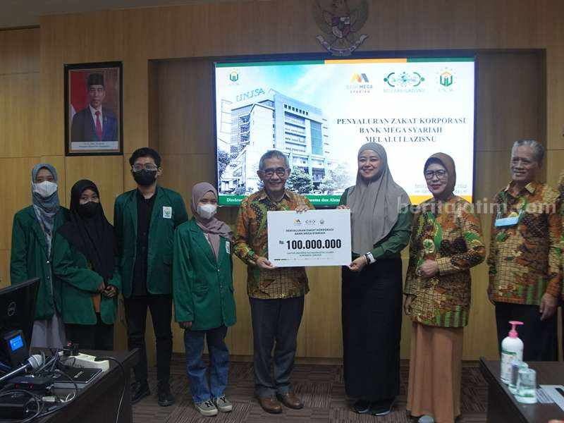 Unusa Terima Zakat Korporasi dari Bank Mega Syariah Unusa